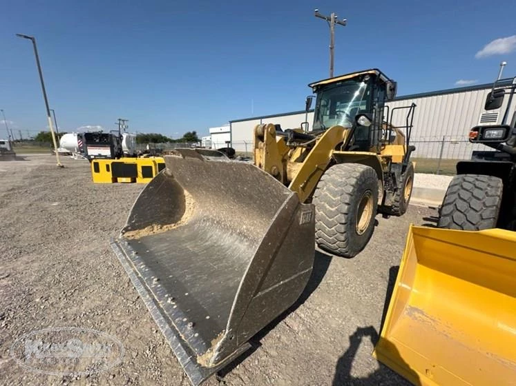 Used Caterpillar Loader